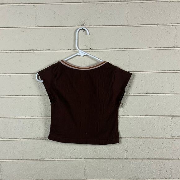 Urban Outfitters Brown Go for Gold Cropped Top size M/L - Picture 3 of 8